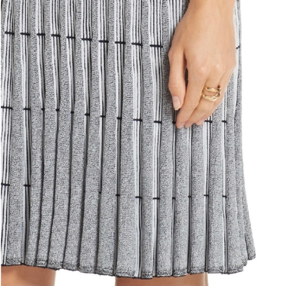 St John Geometric Ottoman Gray Stripe Knit Dress - Picture 4 of 14